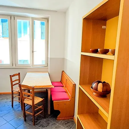 300m Dalla Stazione In Centro Storico Con Terrazza & Balcone דירה *