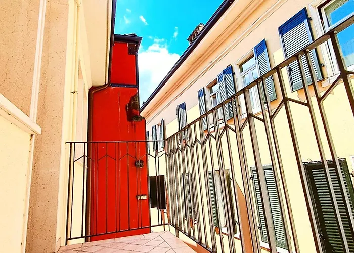 Piedaterre Super Strategico In Pieno Centro Storico - Stazione 2'