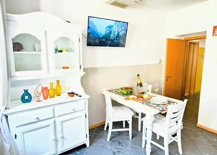 Piedaterre Super Strategico In Pieno Centro Storico - Stazione 2'